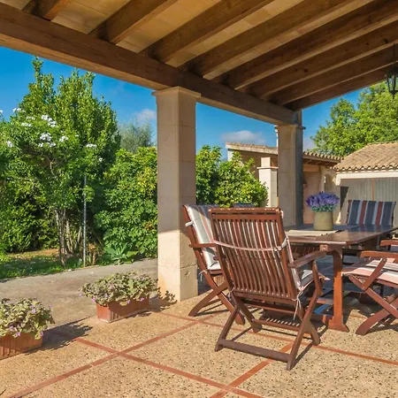 Tut Villa